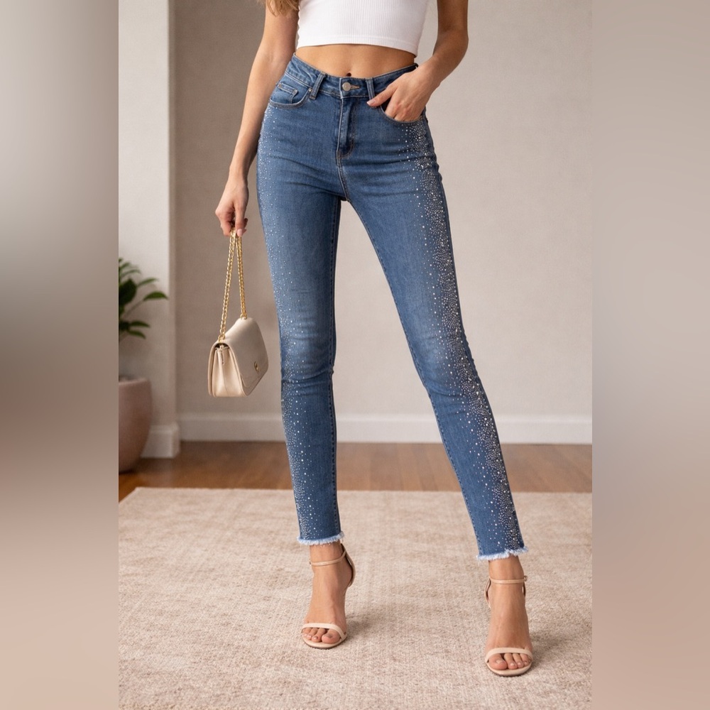 Rhinestone Embellished Women's Jeans